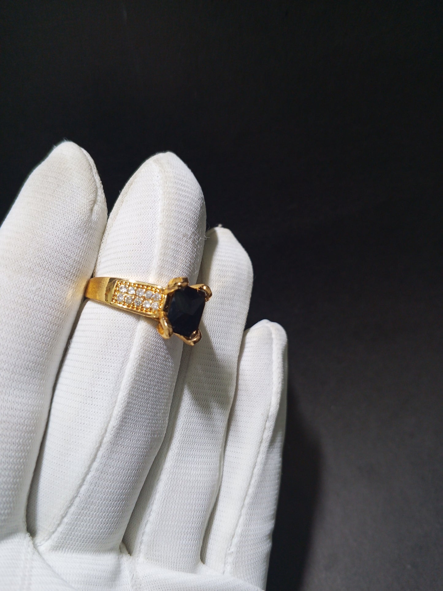 Aqua Luxe Gold Statement Ring