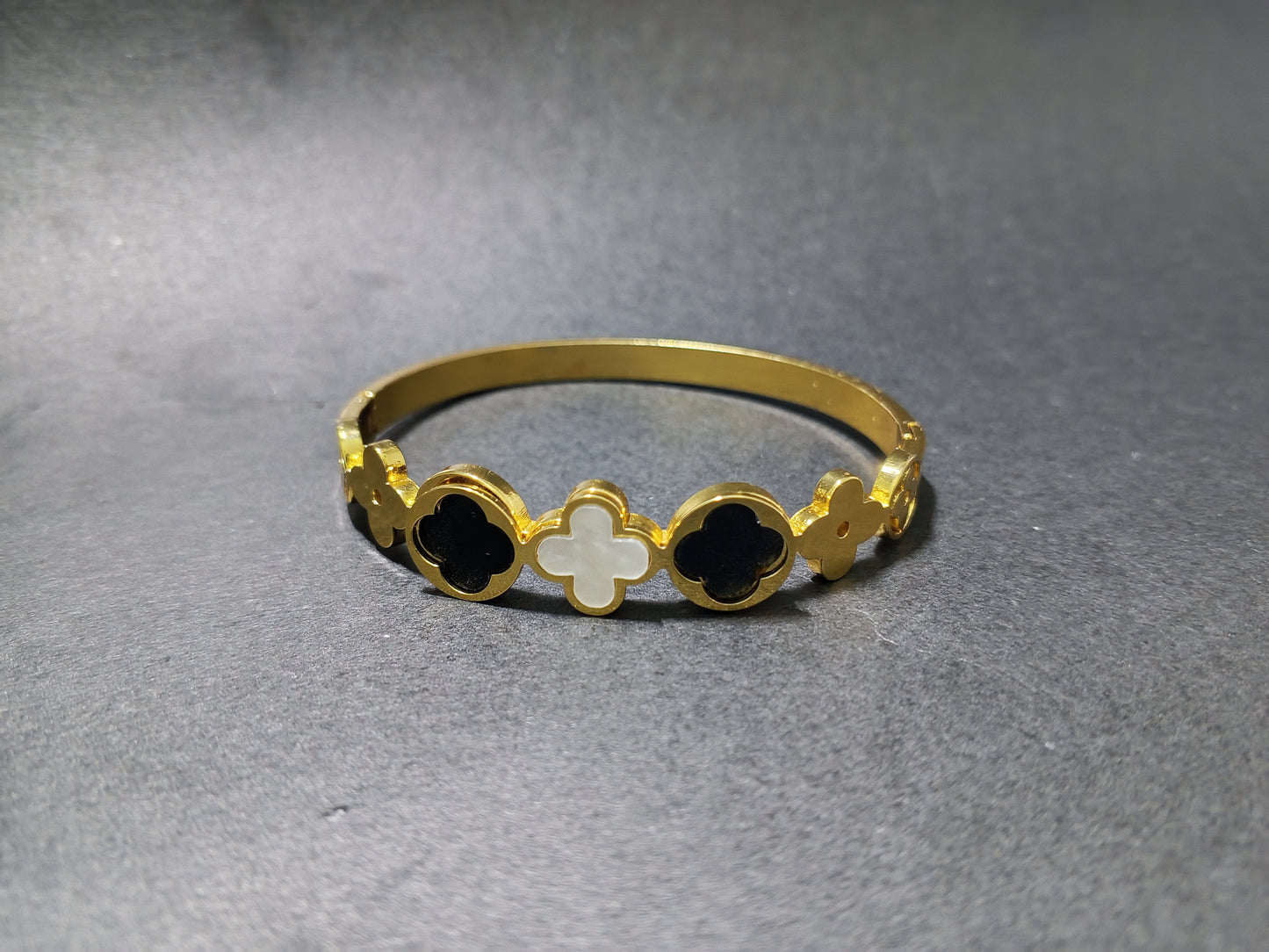 Gold Plated Black & White Clover Bracelet