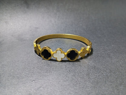 Gold Plated Black & White Clover Bracelet