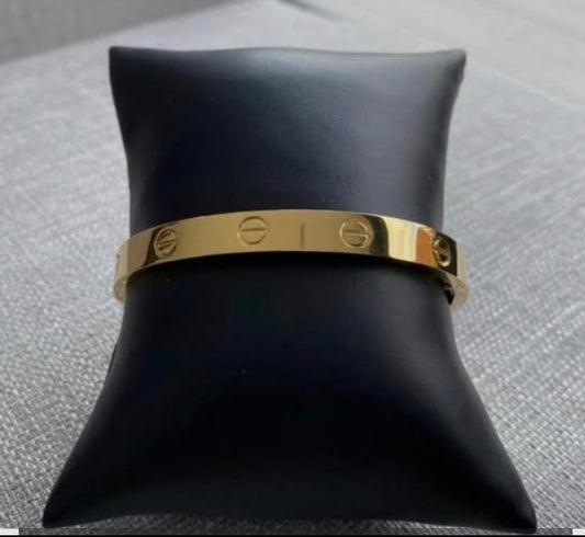 Luxury Gold Bracelet/Kada